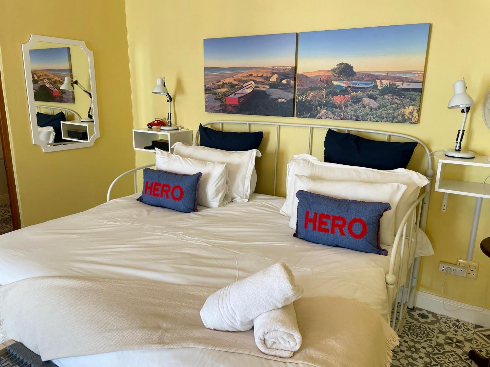 Готель Paternoster Manor Екстер'єр фото