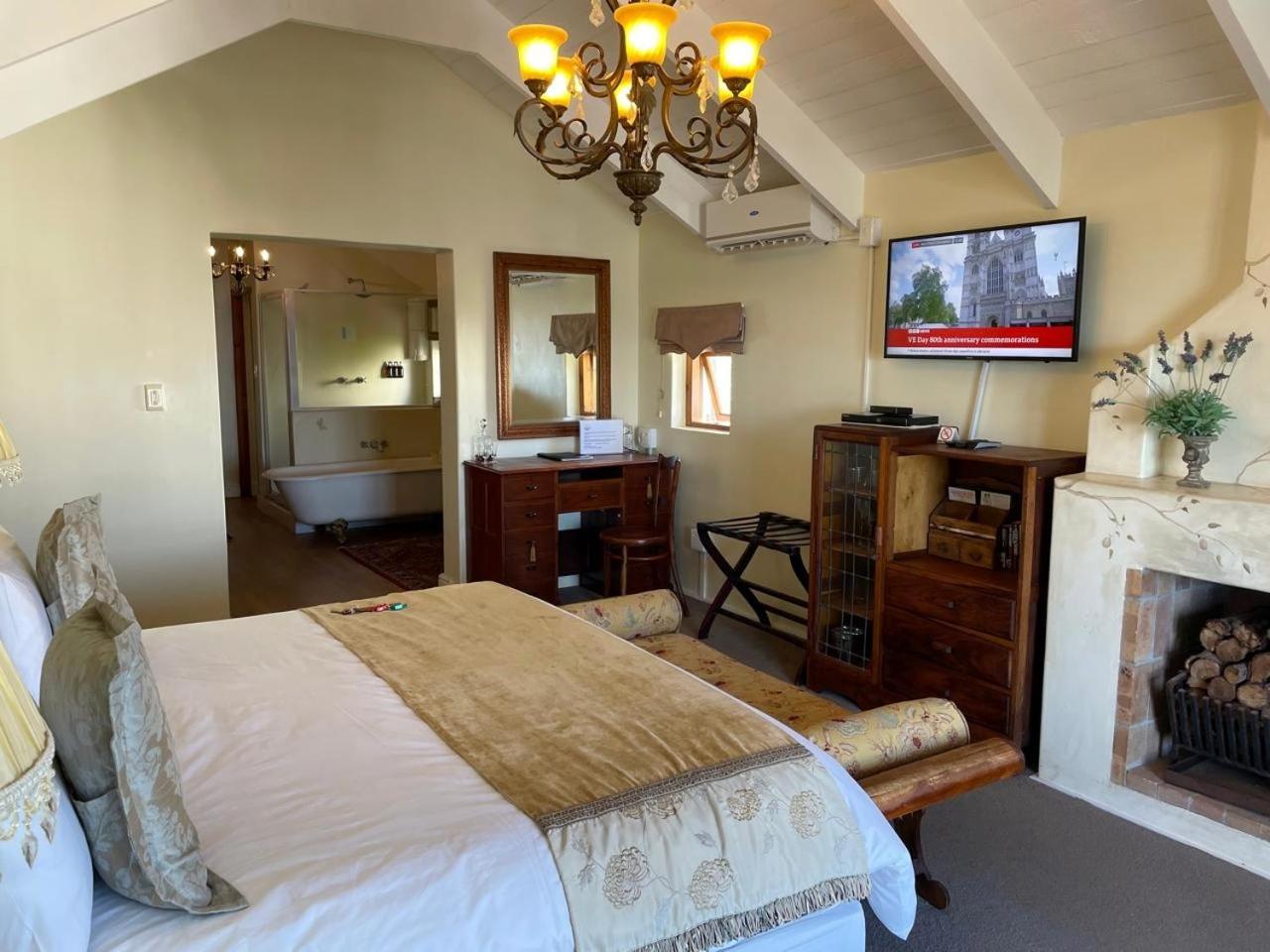 Готель Paternoster Manor Екстер'єр фото