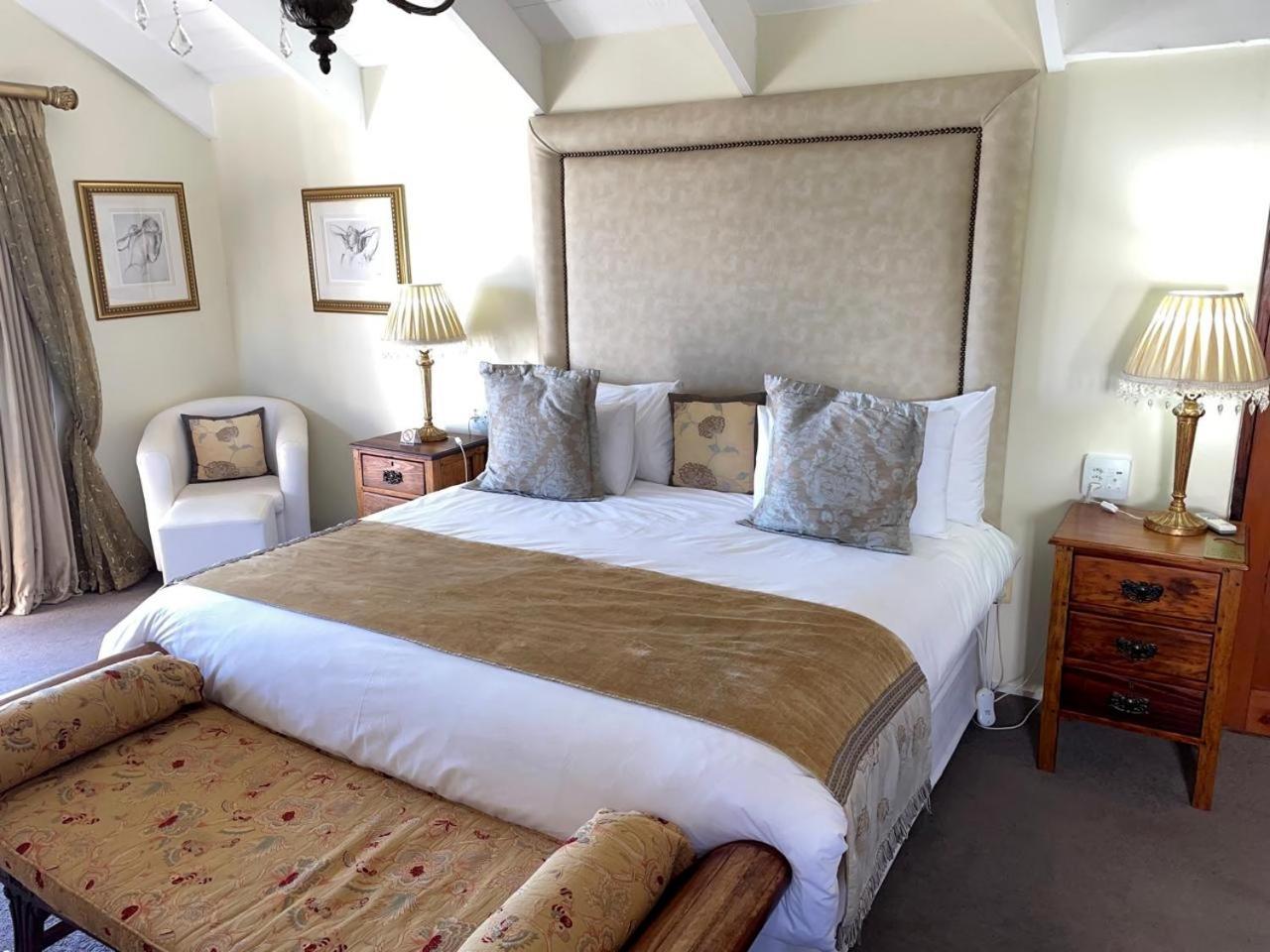 Готель Paternoster Manor Екстер'єр фото