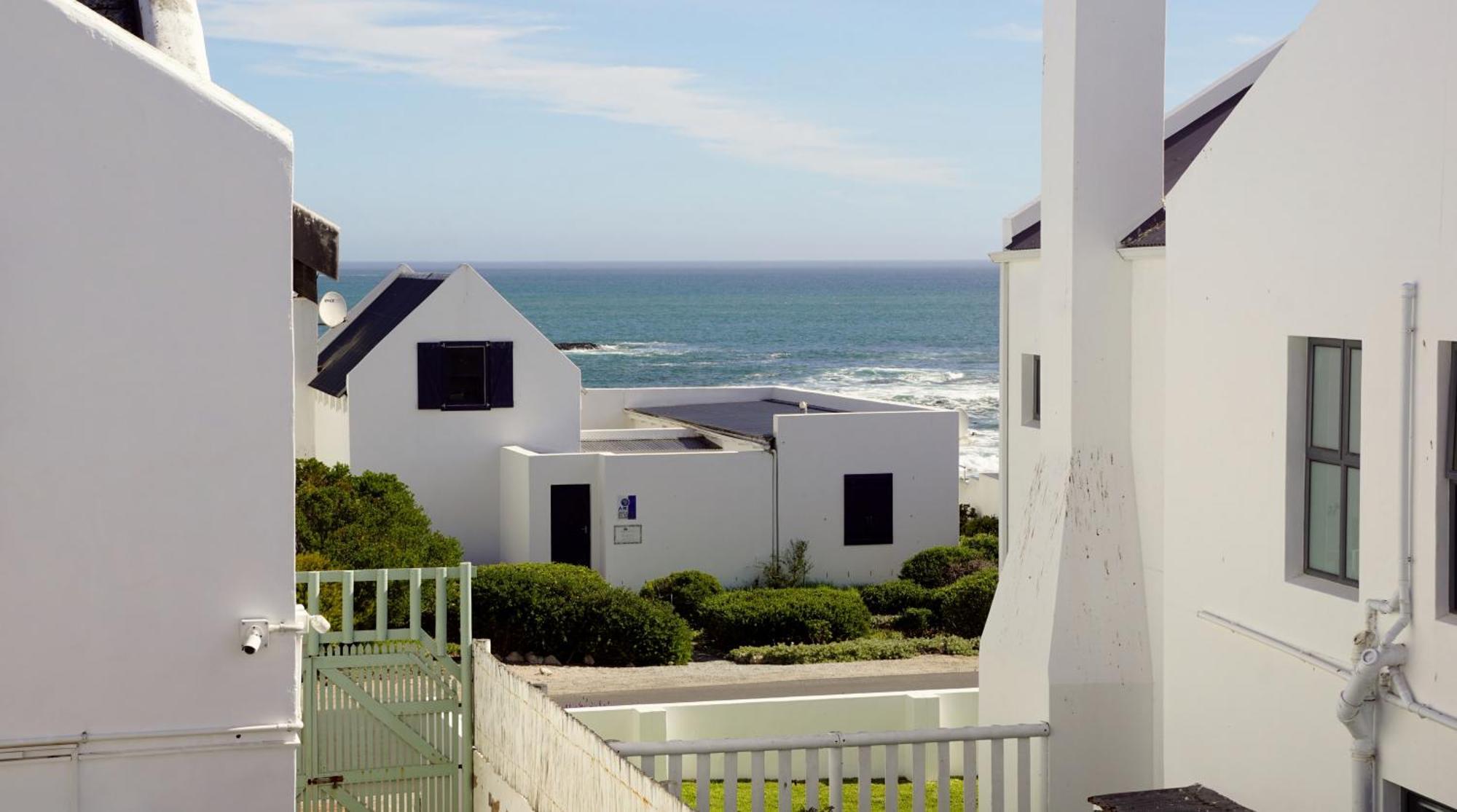 Готель Paternoster Manor Екстер'єр фото